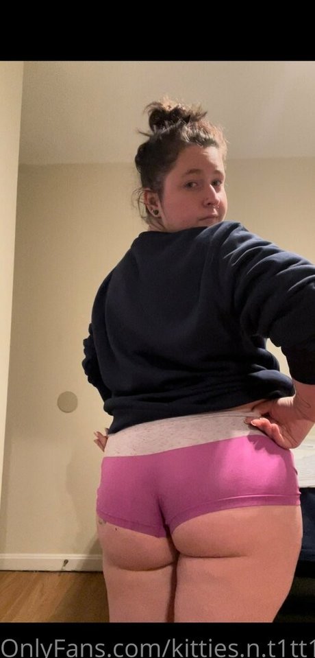 kitties n t1tt1es OnlyFans XXX