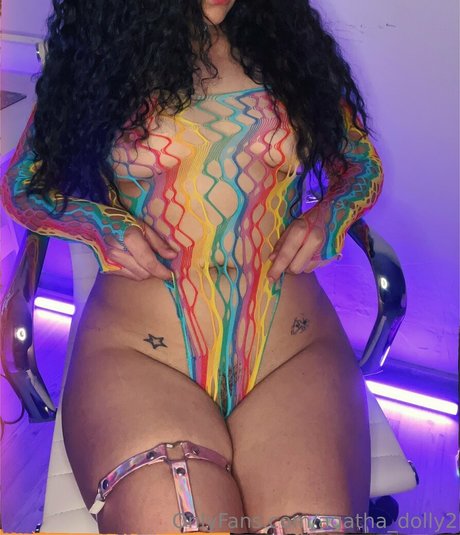 agatha dolly2 OnlyFans Bilder