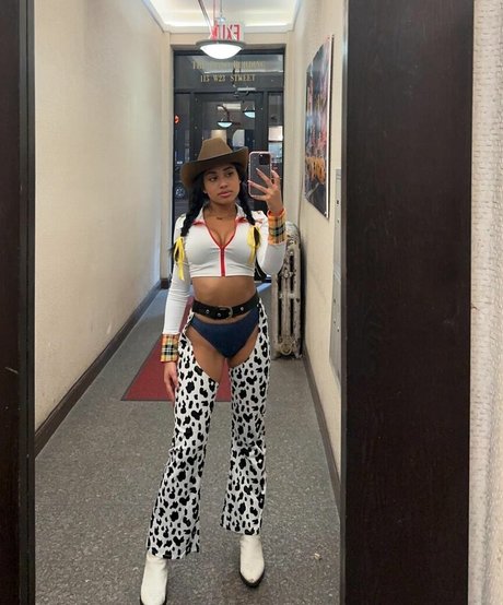 Emma Regala Nacktbilder OnlyFans geleakt