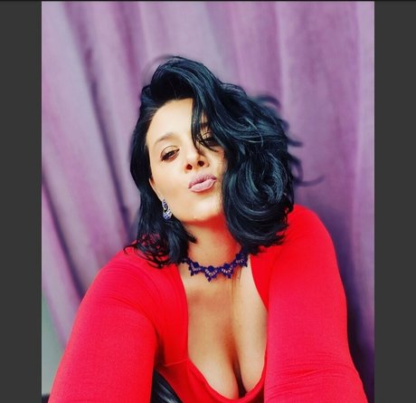 hotsexymommy69 OnlyFans XXX