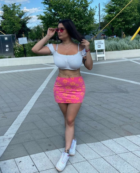 Alexia C OnlyFans Mega