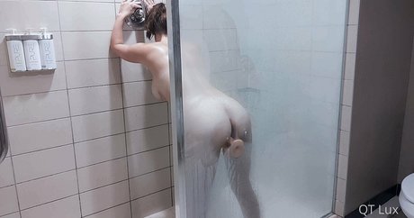 qtlux Nacktbilder OnlyFans geleakt