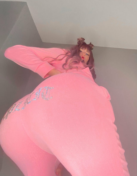 ts lez OnlyFans-Bilder geleakt