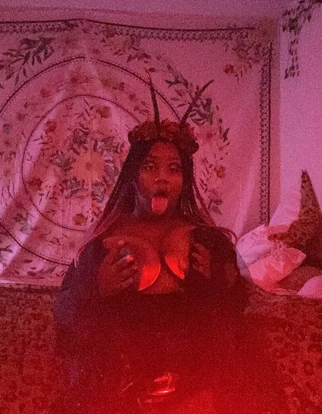 emithegoddess OnlyFans Striptease