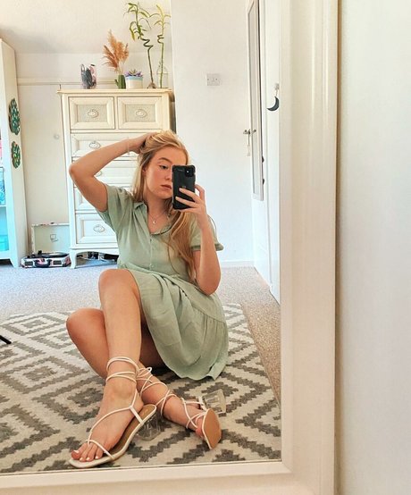 Lotten Sheppard Nackt auf OnlyFans