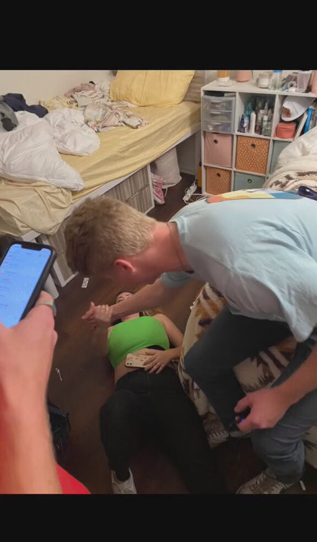 Emma R B OnlyFans öffentliche Fotos OnlyFans