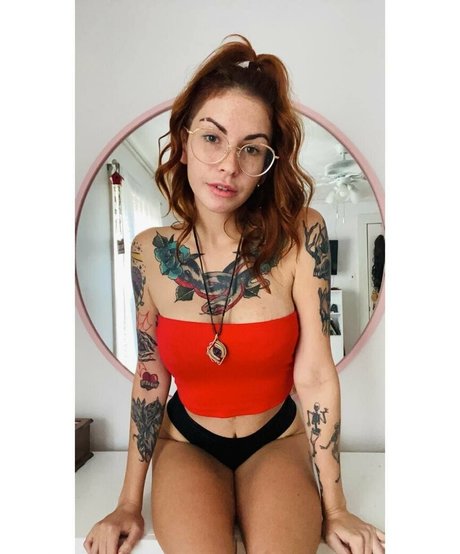 miabennet Nackt OnlyFans