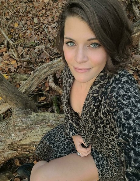 bohemian butterfly free XXX OnlyFans