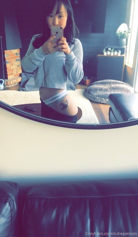 cutiepatoots NurlyFans-Pornos