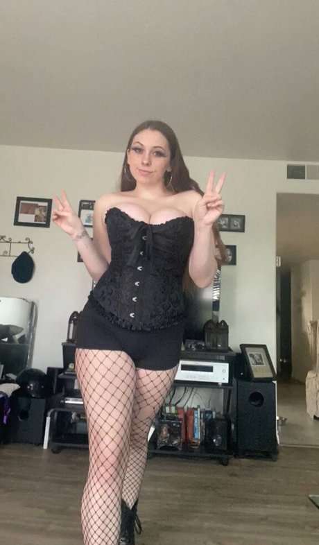 Lily P OnlyFans Pornografie