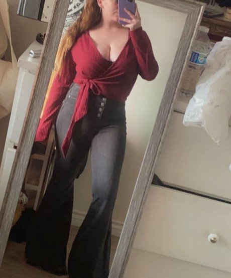 Lily P Brüste OnlyFans