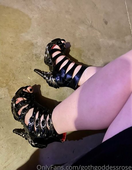 gothgoddessrose Nackt auf OnlyFans