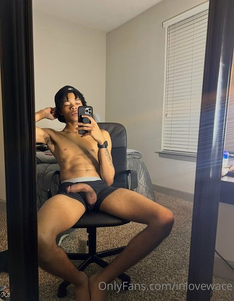 inlovewace OnlyFans Strip