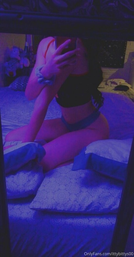 ittybittys00 OnlyFans Sex