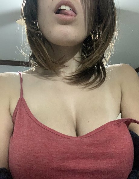 lolitakiwis OnlyFans Leaks