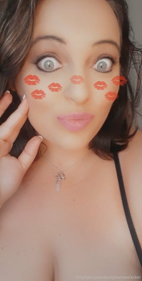 bustyhomewrecker Nacktbilder von OnlyFans geleakt