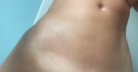 charlottelucy22 Nacktpornos von OnlyFans geleakt