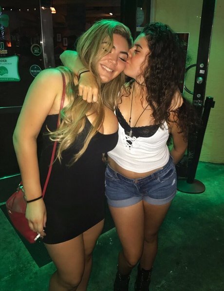 Nicky Nicole OnlyFans Joi