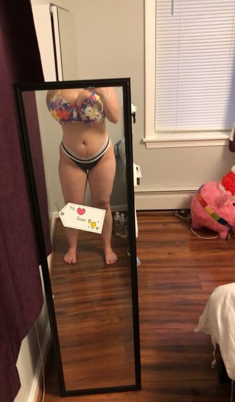 Alexa E Leaks von Nacktbildern auf OnlyFans