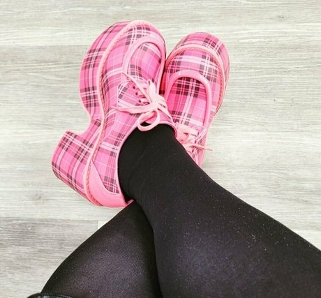 feetheat27 OnlyFans geleakter Pornografie