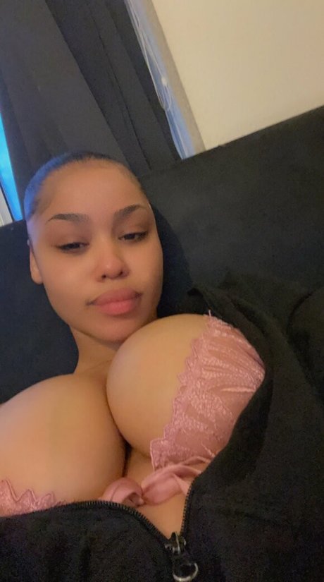 Keanna Theo OnlyFans Nacktbilder