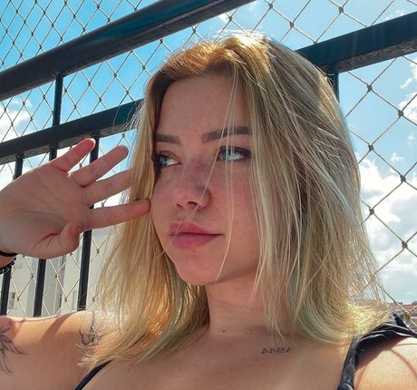 Clara Dfant Profilbild