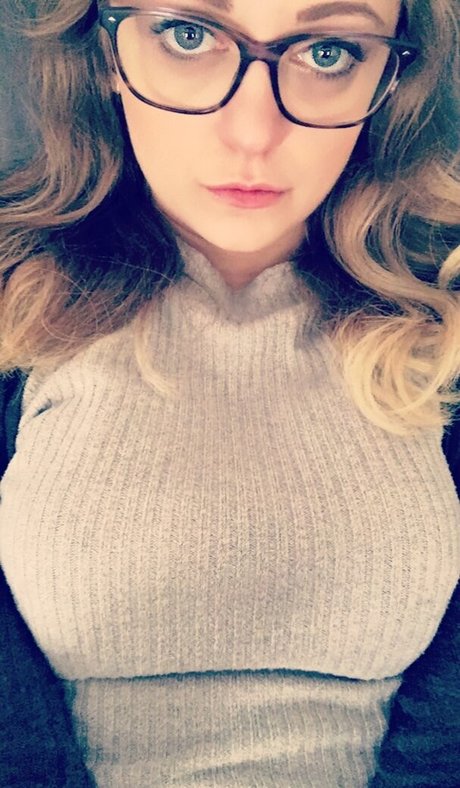 dirty pillow dame Nacktbilder von OnlyFans geleakt