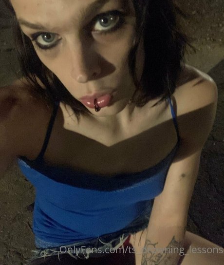 ts drowning lessons OnlyFans geleakte Pornografie