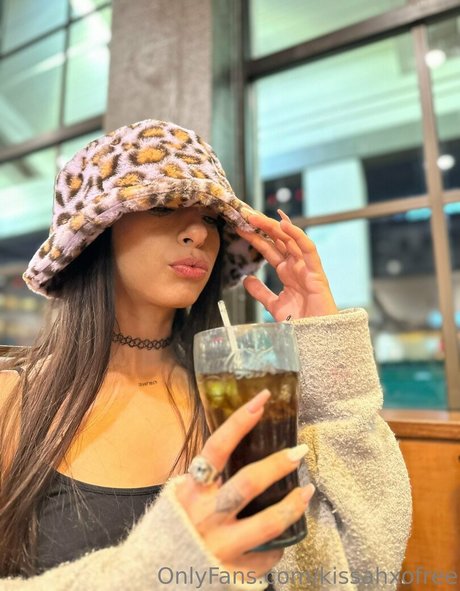kissahxofree OnlyFans Leaks