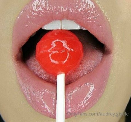 audrey gisele Nacktbilder von OnlyFans geleakt