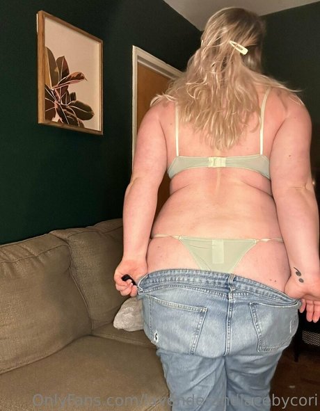 lavenderandlacebycori Nacktbilder von OnlyFans geleakt