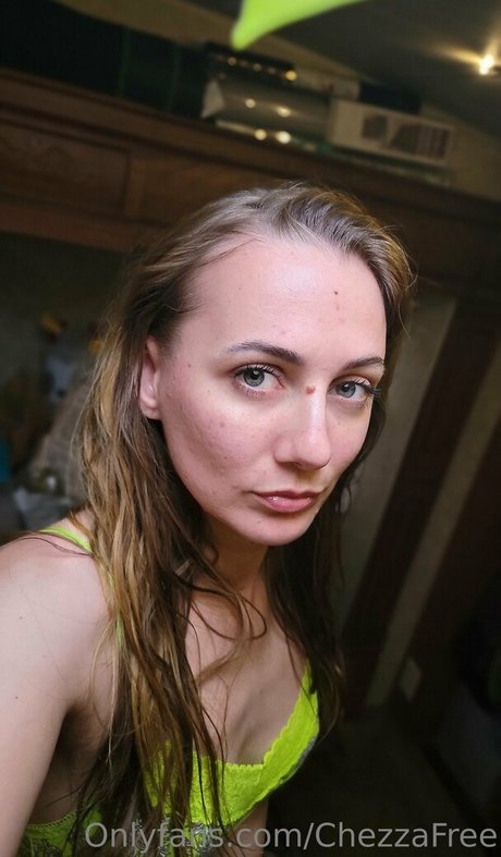 chezzafree OnlyFans geleakte Bilder