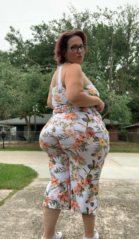 hourglassleigh Leaks von Nacktbildern auf OnlyFans