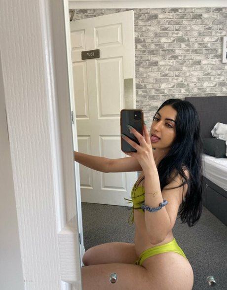 Reshmaxoxo Leaks von Nacktbildern auf OnlyFans