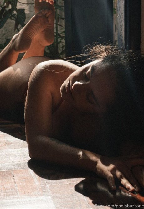 Paola Buzzone Nacktbilder von OnlyFans geleakt