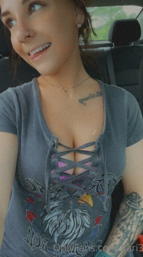 Kari3 OnlyFans-Bilder geleakt