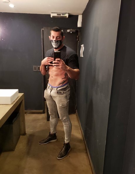 eliseoantoniofree Nackt auf OnlyFans Leaks