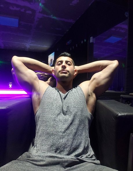 eliseoantoniofree OnlyFans Nacktbilder