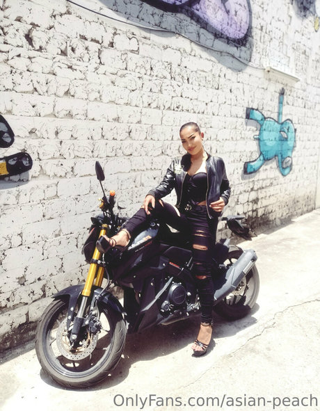 asian peach Leaks von OnlyFans