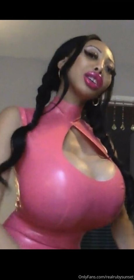 realrubysunset OnlyFans gratis
