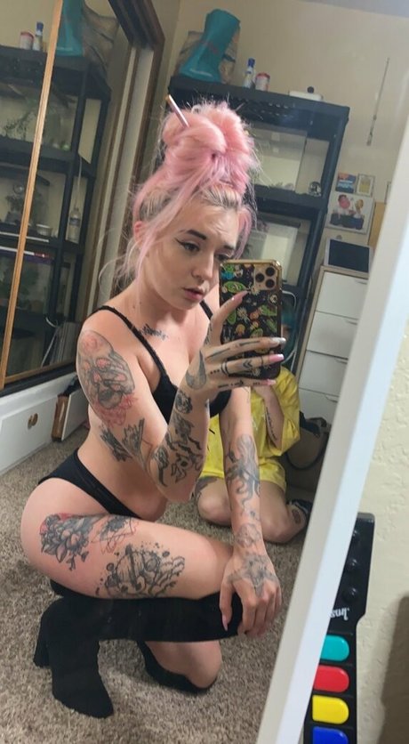 badfairy69 OnlyFans Strip