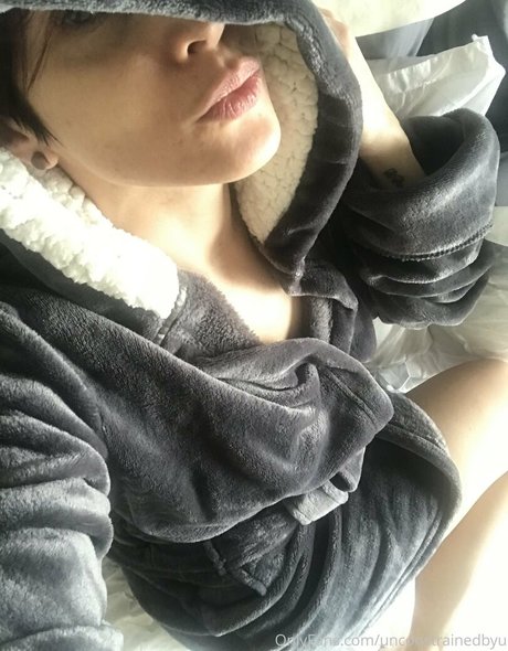 unconstrainedbyu Brüste OnlyFans