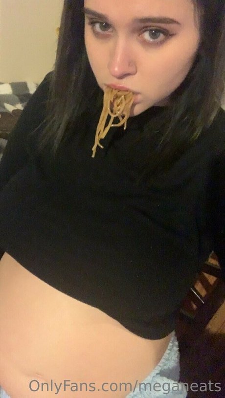 meganeats Heiße OnlyFans Inhalte