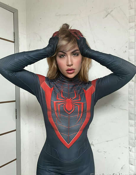 Evelyn Felix OnlyFans Bilder