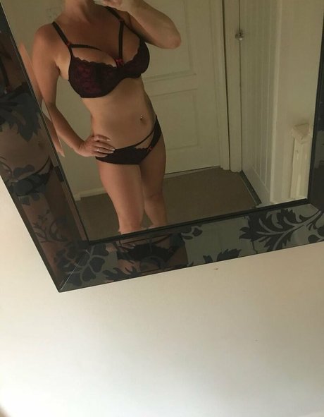 Nipsstrips Nacktbilder von OnlyFans geleakt