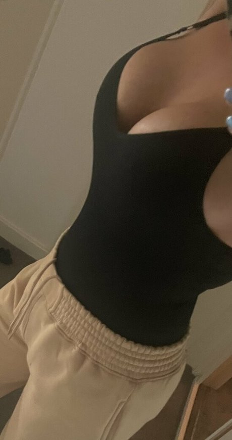 Nipsstrips OnlyFans explizite Inhalte