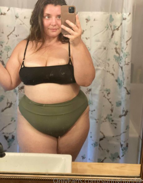 Sunnyhunnie Neue geleakte OnlyFans-Inhalte