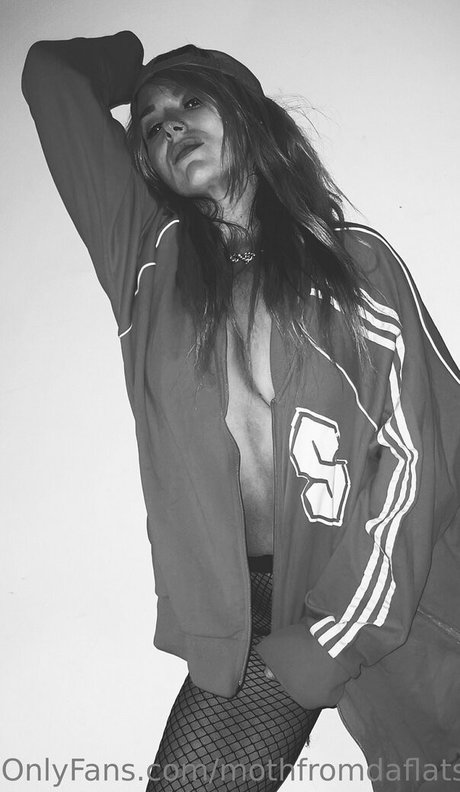 mothfromdaflats Nacktbilder von OnlyFans