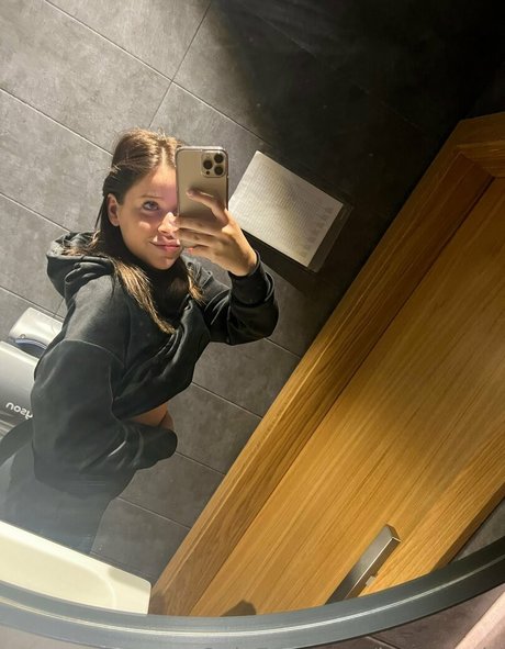 lovemeela Leaked OnlyFans Content