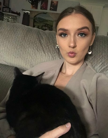 foxyopheliaa Model OnlyFans Foto